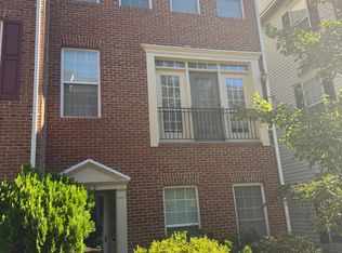 2309 Huntington Station Ct, Alexandria, VA 22303