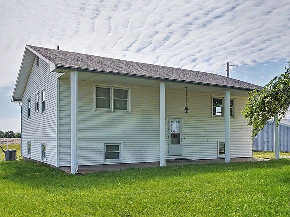 2nd image of 4419 Indiana Rd