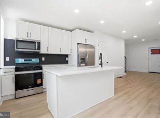 6621 N Uber St, Philadelphia, PA 19138