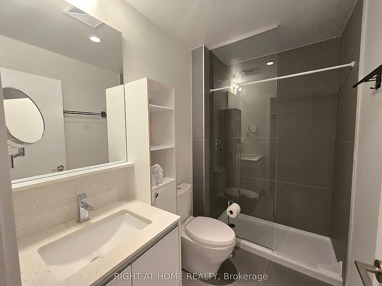 20 Gladstone Ave #617 — Photo 4