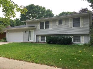 614 17th St SE, Rochester, MN 55904