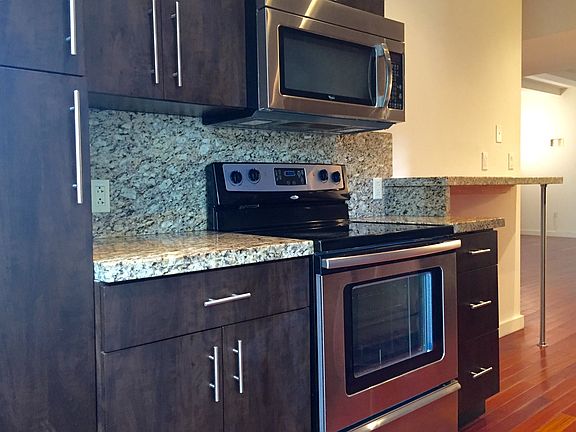 2nd image of 1438 Meridian Ave #104