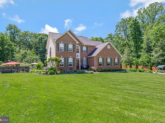 5th image of 13955 Finn Ct