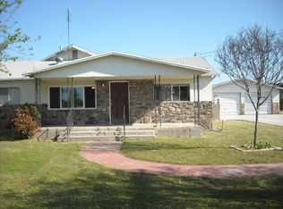 6832 E Harvey Ave, Fresno, CA