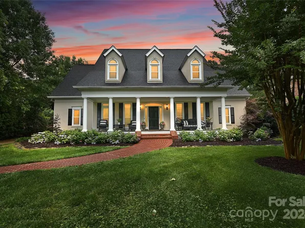 10911 Pound Hill Ln, Charlotte, NC 28277