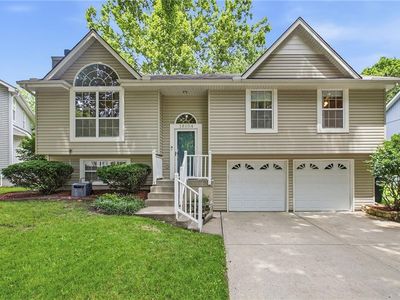 18104 E 31st Terrace Dr S, Independence, MO, 64057