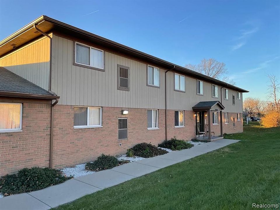 1st image of 20899 Flora St #203