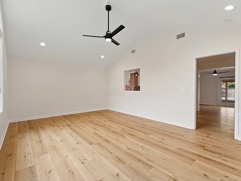 631 Spring Branch Rd — Photo 27