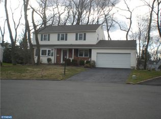 15 Lantern Ln, Hatboro, PA