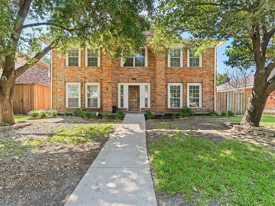 2522 Primrose Ln