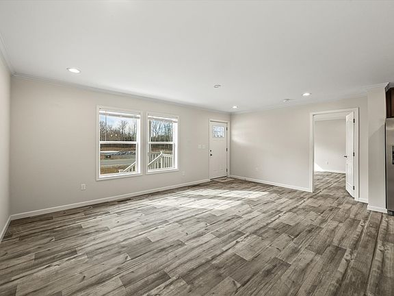 3rd image of 1640 Anna Maria Ln