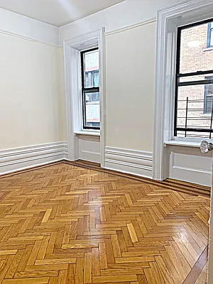 Rented by City Connections Realty | media 12