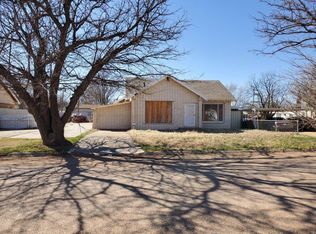 127 N Durham St, Crosbyton, TX 79322