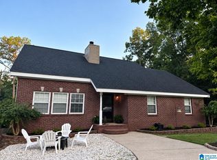 1905 Kenneth St, Fultondale, AL 35068