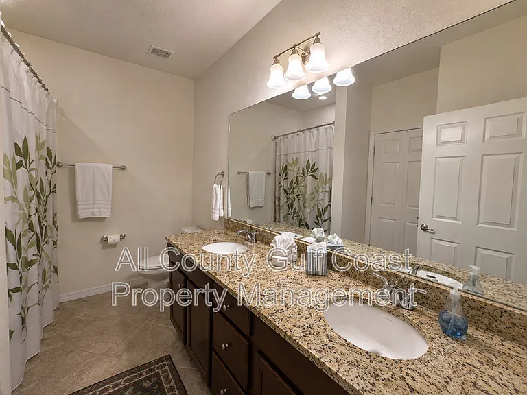 17118 Vardon Ter — Photo 9