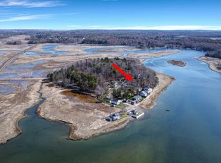 128 Winnocks Neck Rd, Scarborough, ME 04074