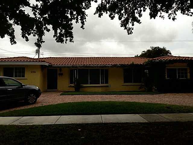 1st image of 2120 NE 207th St