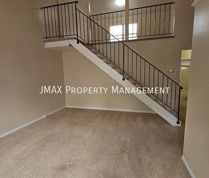 2411 Colonial Ave SW #2411 COLONIAL AVE — Photo 3