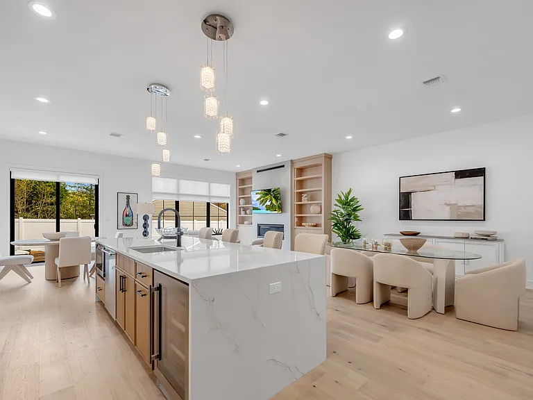 9 Feldman Ct — Photo 3