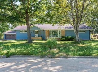 528 Bauer St, Wisconsin Dells, WI 53965