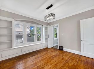 1833 Mannering Rd #2, Cleveland, OH 44112