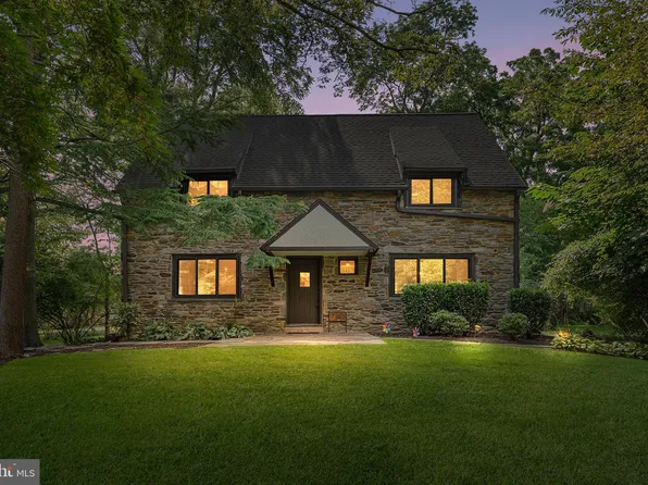 7 Crest Ln, Swarthmore, PA 19081