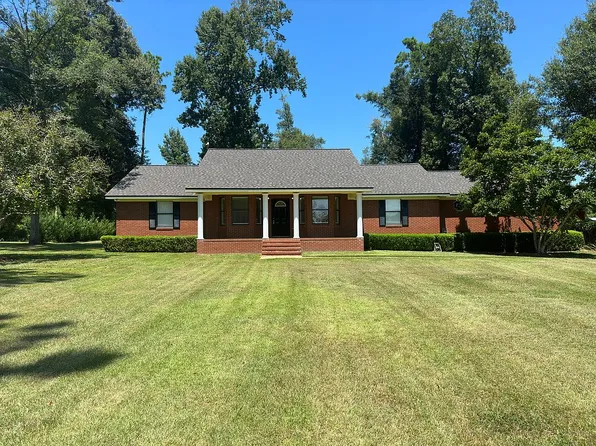 112 River Oaks Dr, Bainbridge, GA 39817