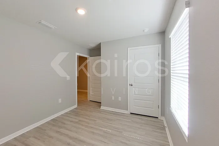 4758 Malay Cir — Photo 18