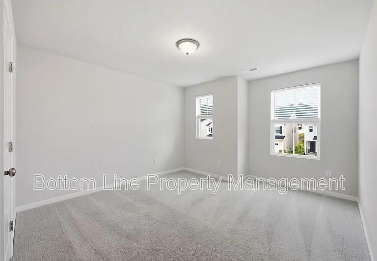 2029 Titanium Rock Rd — Photo 49