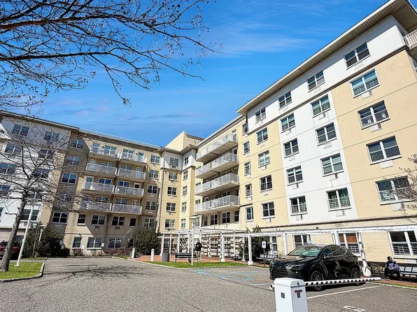 260 Beach 81st St APT 2P, Far Rockaway, NY 11693