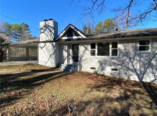 2478 Creekview Dr SW, Marietta, GA 30008