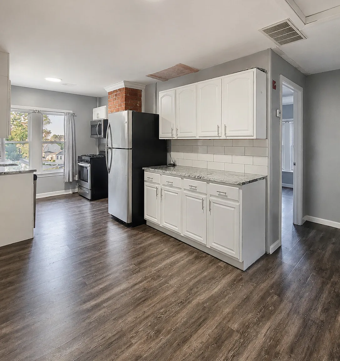 2 bed, 1.0 bath, 1077 sqft, $2,250 — Photo 3