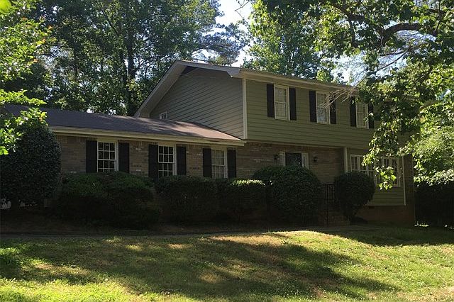 2nd image of 1234 Pine Knoll Ln NE