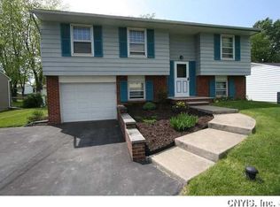 105 Longwood Dr, East Syracuse, NY 13057