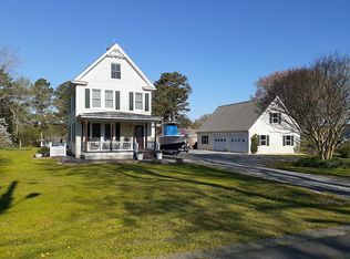 143 Morris Ave, Reedville, VA 22539