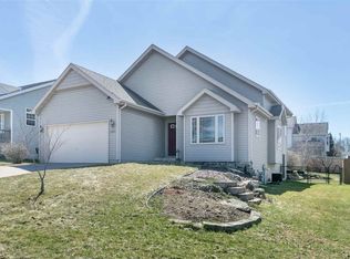 5401 Bauer Dr, Madison, WI 53718