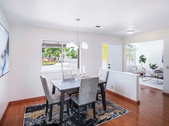4th image of 3941 Edenwood Dr