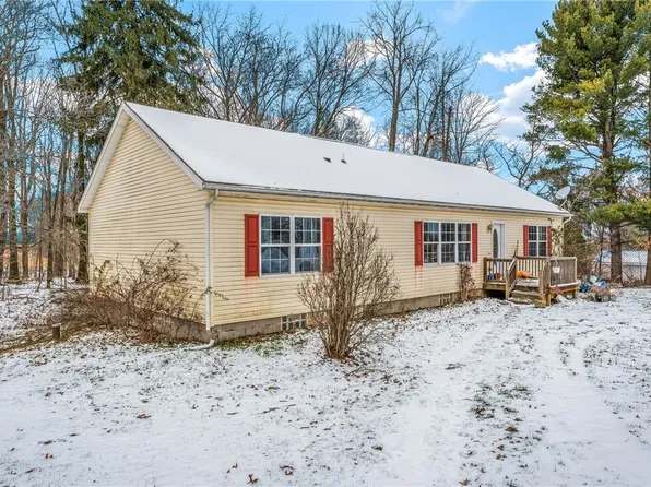 471 Charleston Rd, Sharpsville, PA 16150