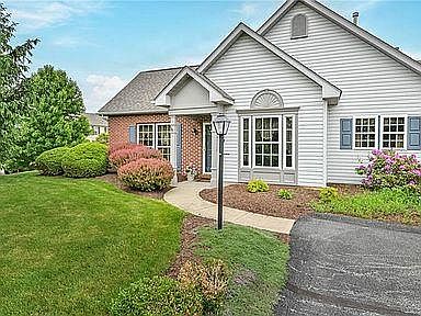 End Unit in Culdesac across from treed green space. No unit across from it.