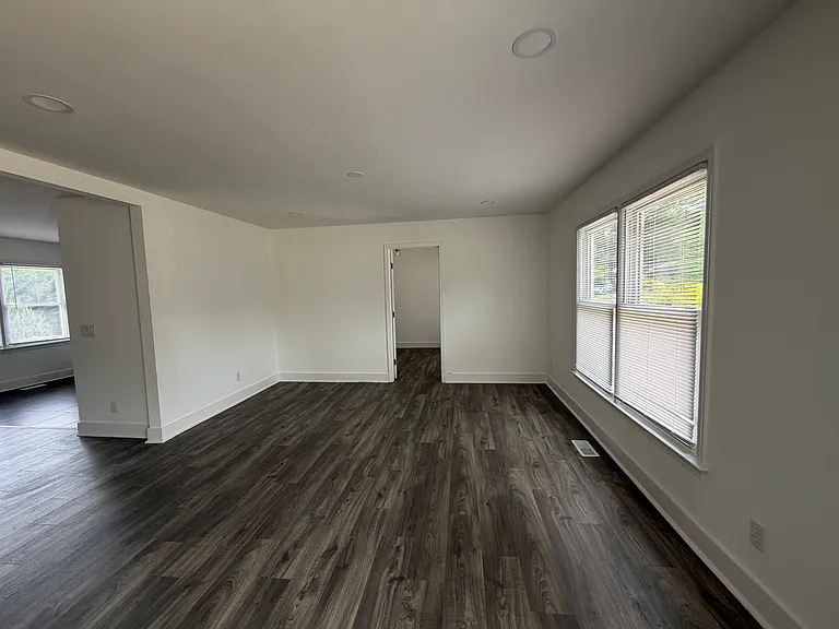 5701 Wildberry Dr — Photo 8