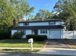 12 Executive Rd, Selden, NY 11784