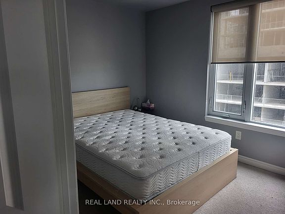 3rd image of 385 Prince Of Wales Dr #702