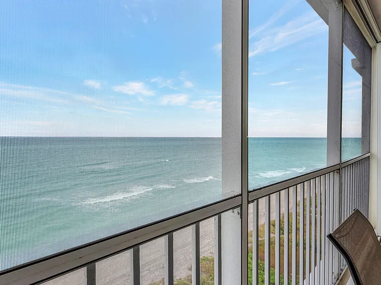 840 Ocean Dr #806 — Photo 34