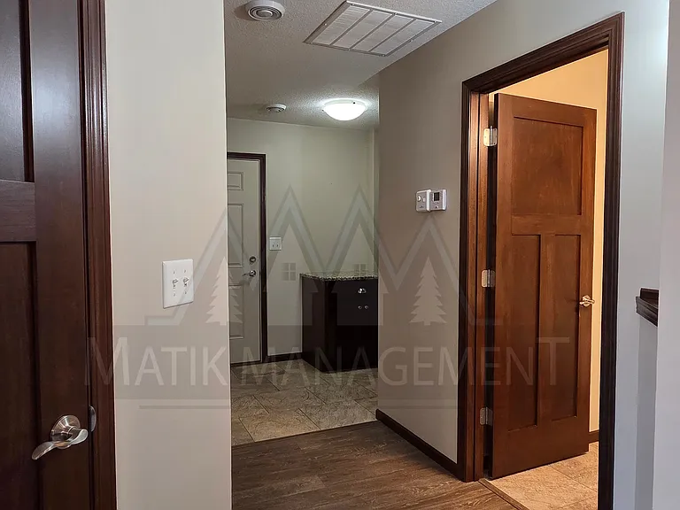 2581 Hawk Ridge Ct SE — Photo 33