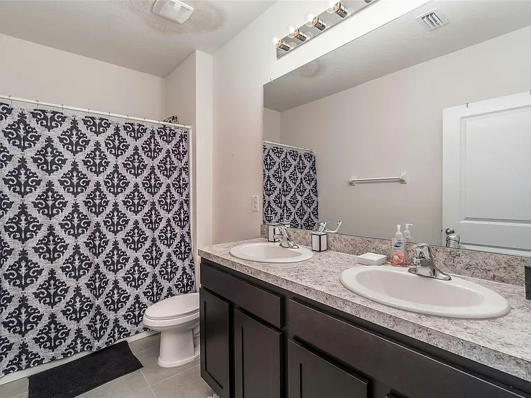 10008 Jadite Pl — Photo 21