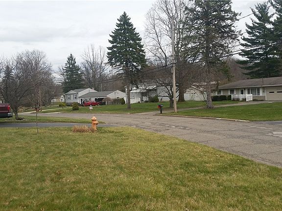 3rd image of 4474 Warwick Dr S