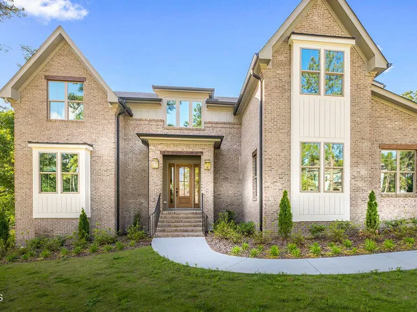 305 Sloan Lane, Pinehurst, NC 28374