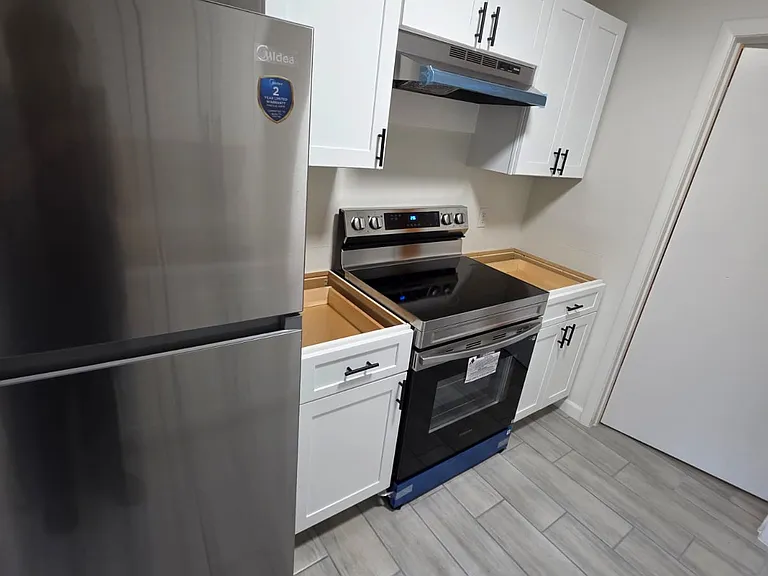 4501 SW 71st Ter #3 — Photo 5