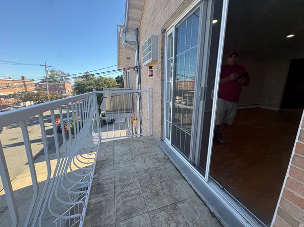 327 Quincy Ave #2, Bronx, NY 10465