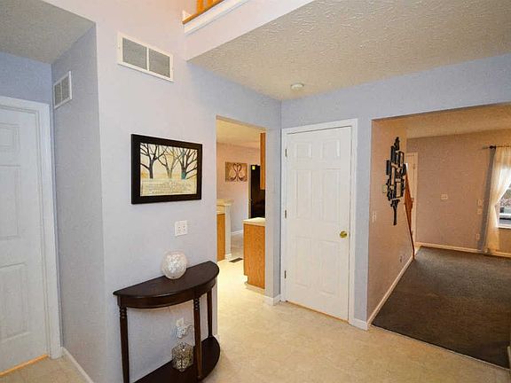 4th image of 6110 Misty Creek Dr